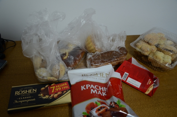 Just when I thought I already had lots of chocolate in the dorm, I bought even more this morning. Simply irresistable!